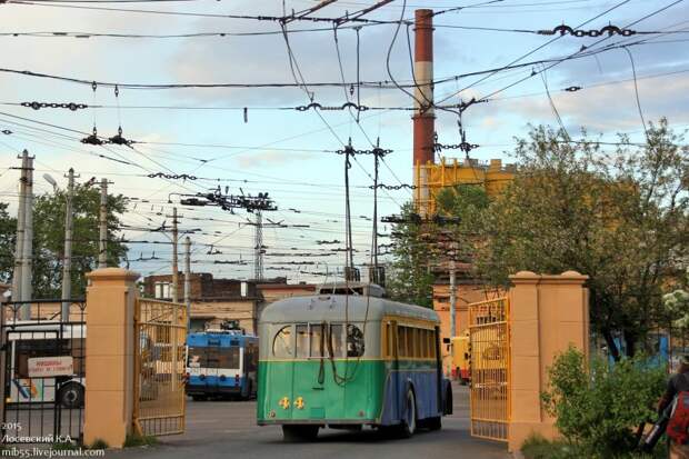 Парад ретро-техники в Санкт-Петербурге авто, общественный транспорт, парад, ретро автомобили