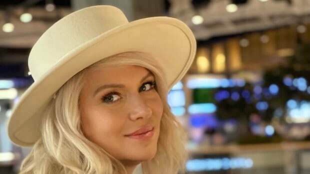 «Я вас выкину»: представшая без макияжа 53-летняя Макарская обругала хейтеров