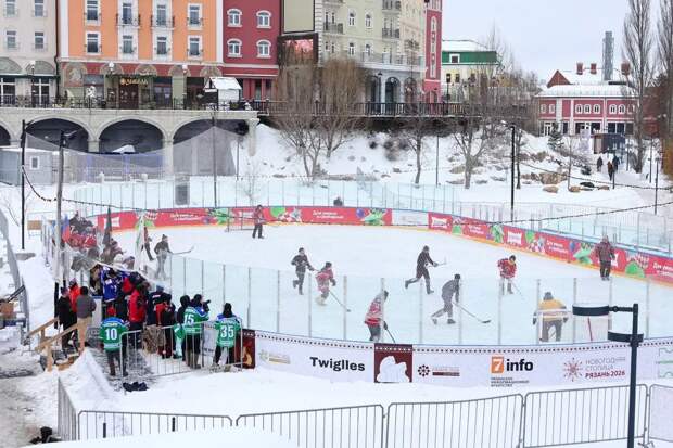 В Рязани прошёл IX турнир по хоккею в валенках