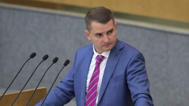 Член высшего совета ЛДПР Нилов: говоривший о божественности власти депутат не состоит в партии