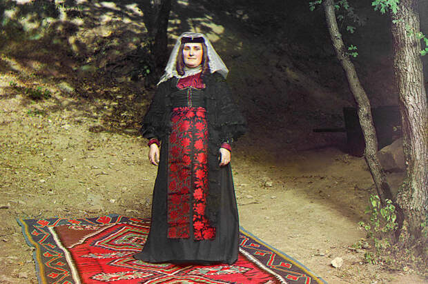 Женщина-грузинка. Прокудин-Горский С.М., 1905-1915 гг. | Фото: kavkaz-costume.blogspot.ru.