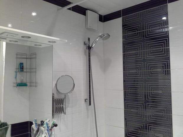Черно-белая ванная комната, планировка ванной