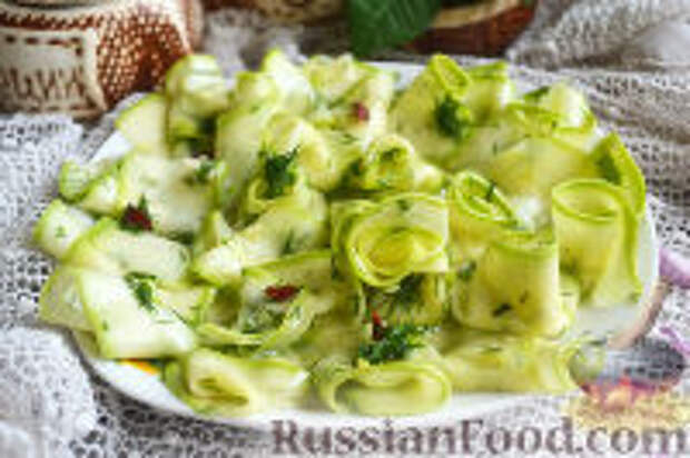Фото к рецепту: Маринованные кабачки