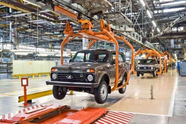 Названы самые угоняемые в России автомобили