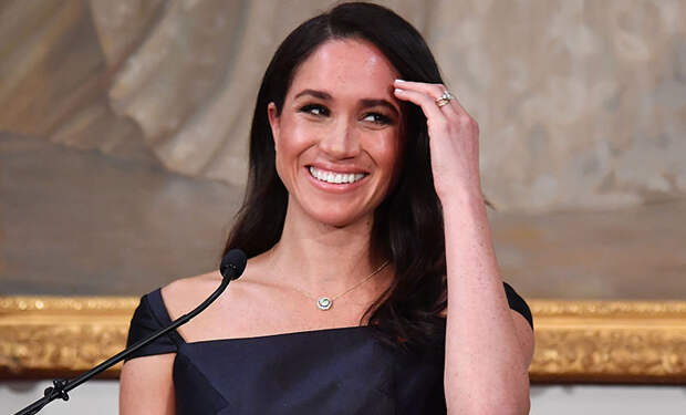 Елизавета II, Кейт Миддлтон и другие члены королевской семьи поздравили Меган Маркл с днем рождения