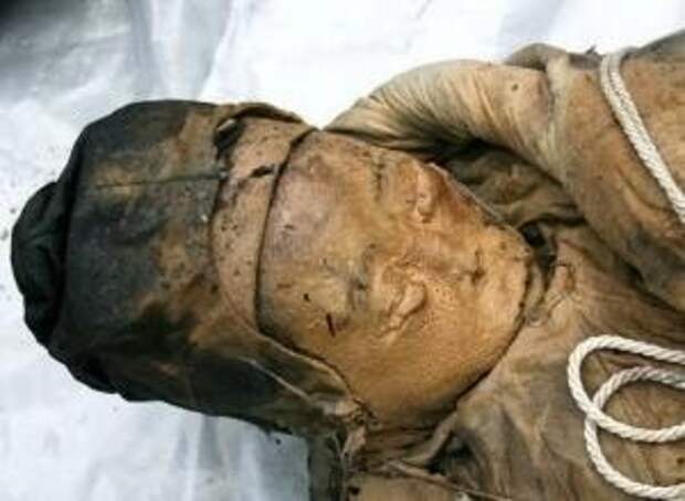В Китае обнаружена древняя мумия женщины В Китае обнаружена древняя мумия женщины
