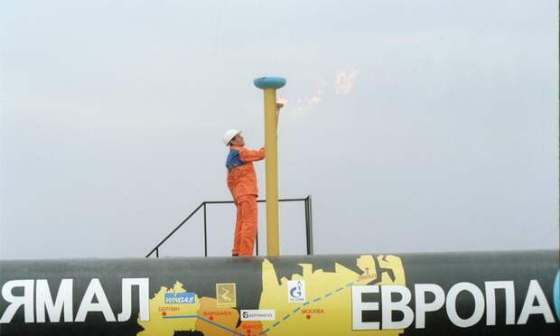 Участок газопровода "Ямал - Европа". Фото: Виктор Толочко /ТАСС