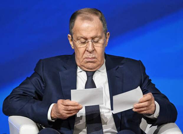 С. Лавров
