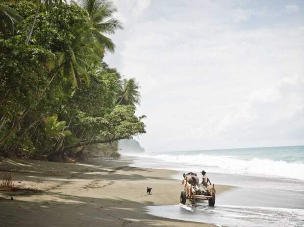 10-perfect-countries-for-travelling-alone-artnaz-com-9