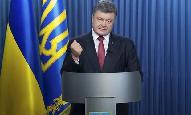 Порошенко: угроза открытой войны с РФ возросла, Путин может присоединить и другие страны