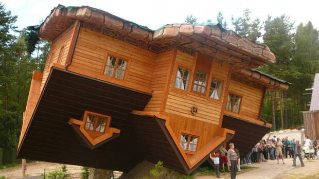 10 перевернутых домов, которые запутают любого, кто войдет внутрь