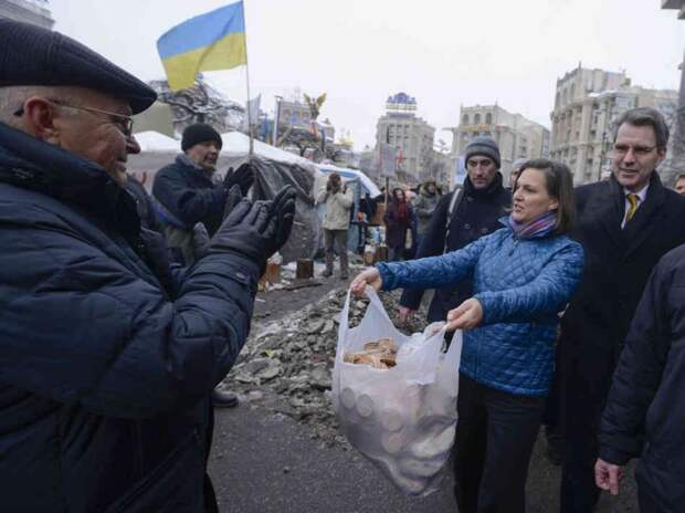 Грязные лакомства от Нуланд
