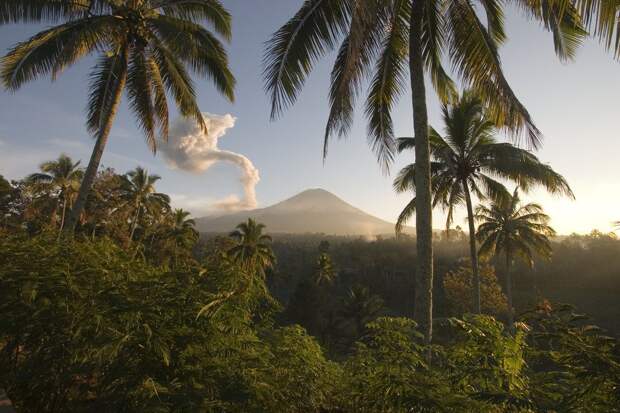 reasons-to-go-indonesia-wcth01