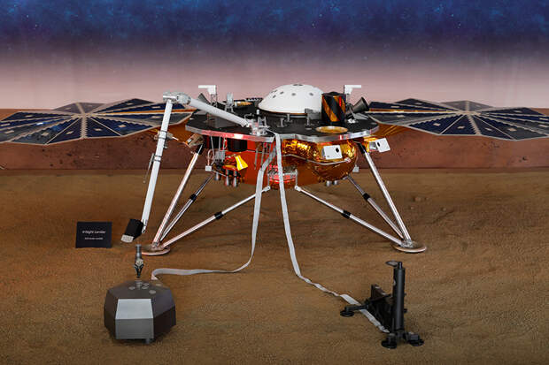 В NASA ударом лопаты починили аппарат на Марсе