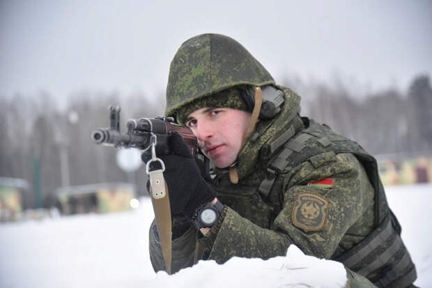 Лукашенко внезапно поднял армию Белоруссии