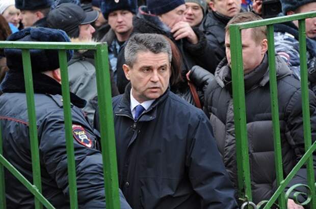 Владимир Маркин