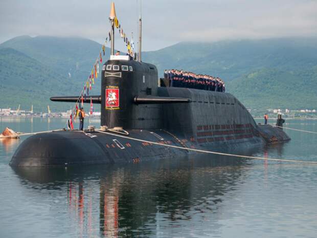 Адмирал Попов оценил "погоню" НАТО за атомной подлодкой ВМФ РФ: "Это сказка"