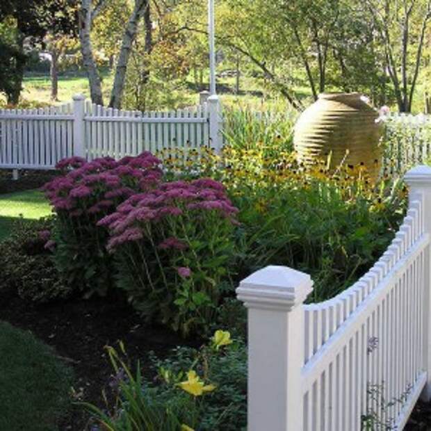 creative-use-large-pots-and-containers-in-garden15-2