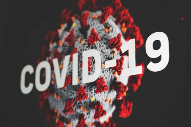 COVID-19 стал лидером по количеству смертей и заболевших в мире