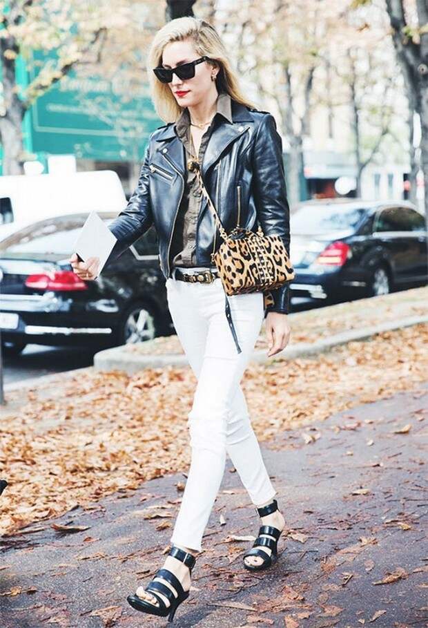 Pants simple skinny jeans will become the hot trend when mixed with the stylish leather jacket and Elites.