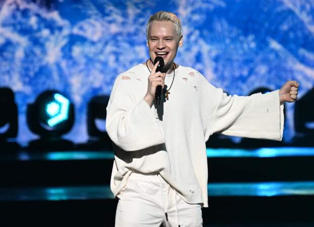 SHAMAN анонсировал песню о Байкале