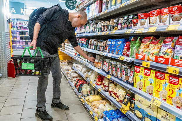 Россиянам назвали способ серьезно снизить траты на покупки