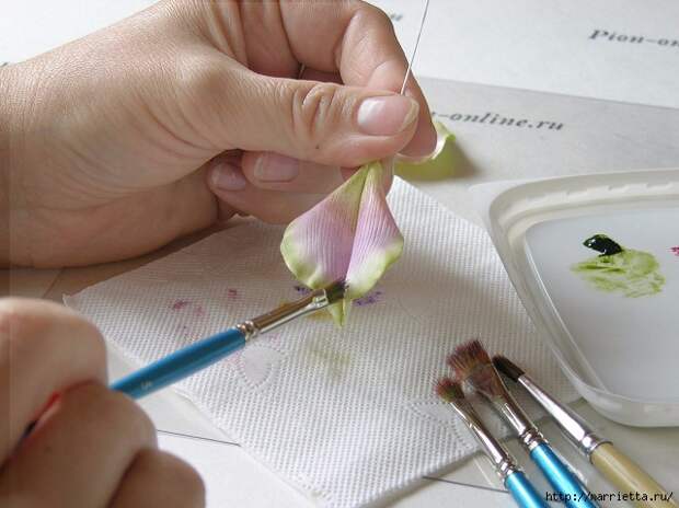 Орхидея Леди Слиппер из полимерной глины. Мастер-класс (43) (640x479, 199Kb)