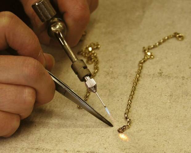 Как спаять серебряную цепочку в домашних условиях