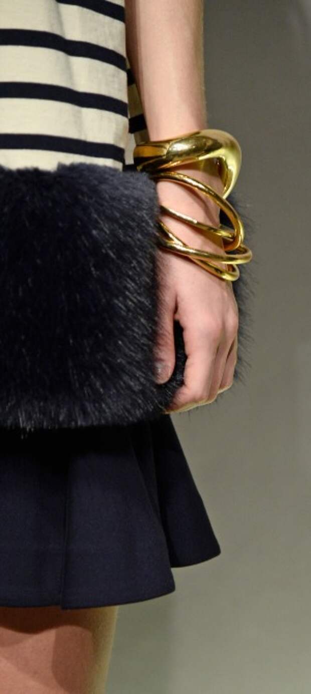 jcrew463667614.jpg_327_0_1670.28358209_3000