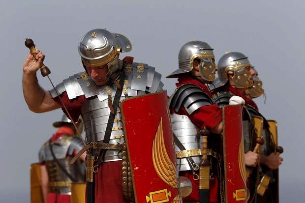 Легионеры армии Древнего Рима: Современный вариант попытки захвата острова Мальта (19)