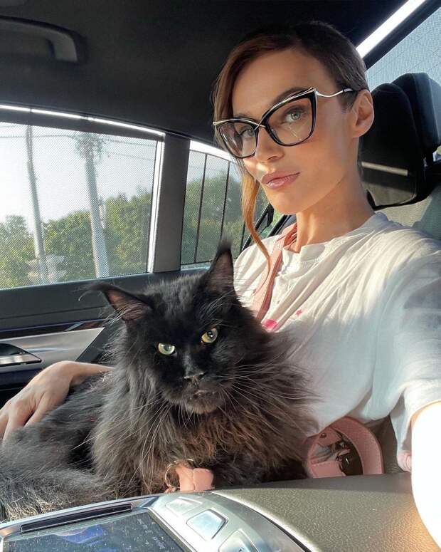 Алена Водонаева решила купить квартиру для кота