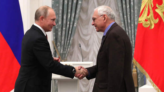 Путин наградил Шахназарова орденом "За заслуги перед Отечеством"