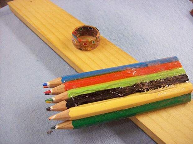 кольцо из цветных карандашей (12)