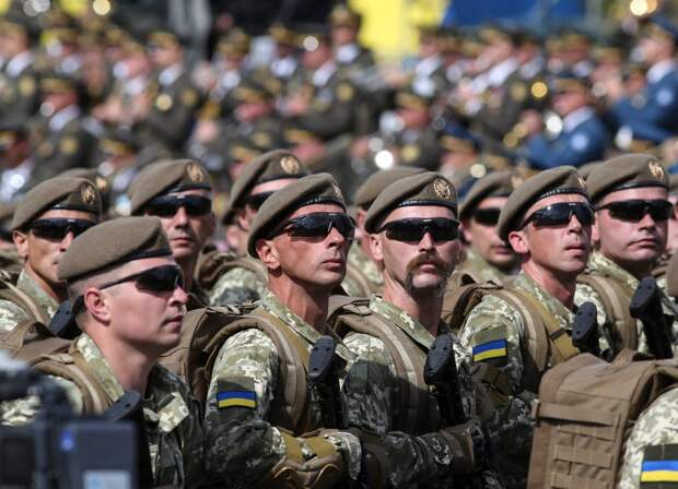 Как Украину мифами о могуществе ВСУ толкают к самоубийству