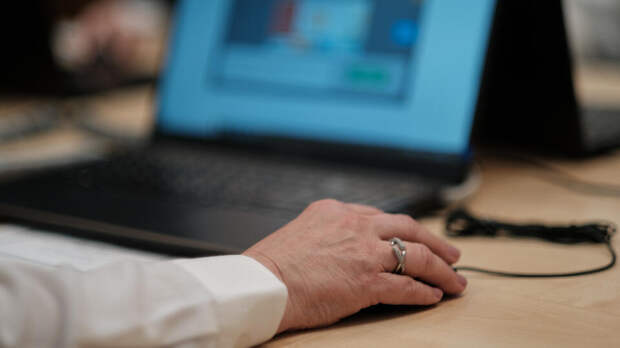 Для российских пенсионеров планируют развивать удаленку