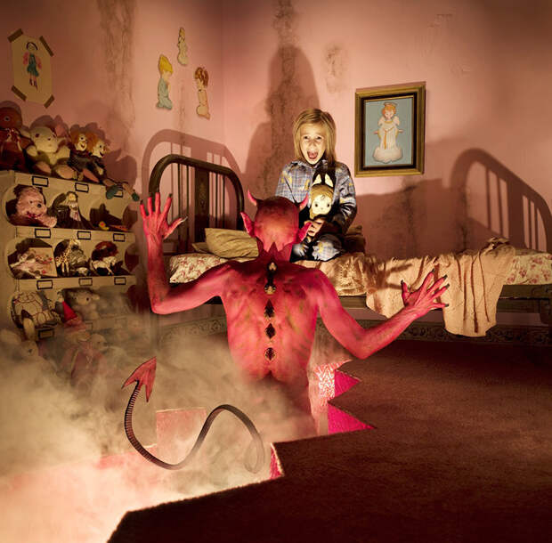 creative-child-photography-horror-joshua-hoffine-10