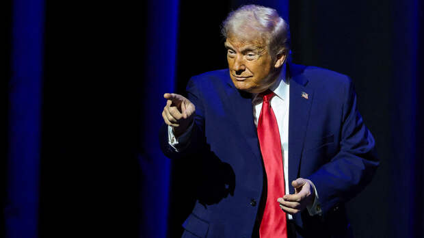 Левитт: У 79-летнего Трампа энергия, о которой молодые люди могут только мечтать