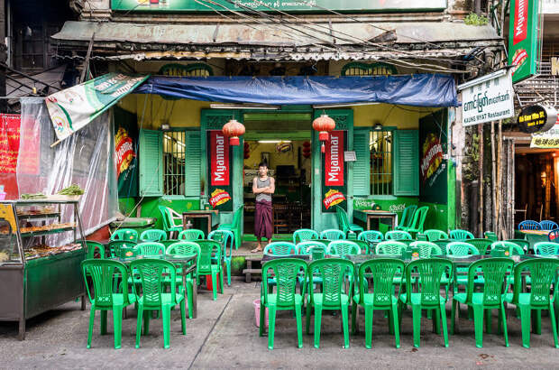 Ресторан в Янгоне мьянма, путешествие