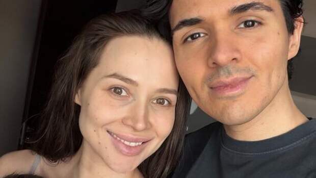 «Ослепла на один глаз, но улыбается»: изможденная Лерчек на коленях у сына напугала своим видом