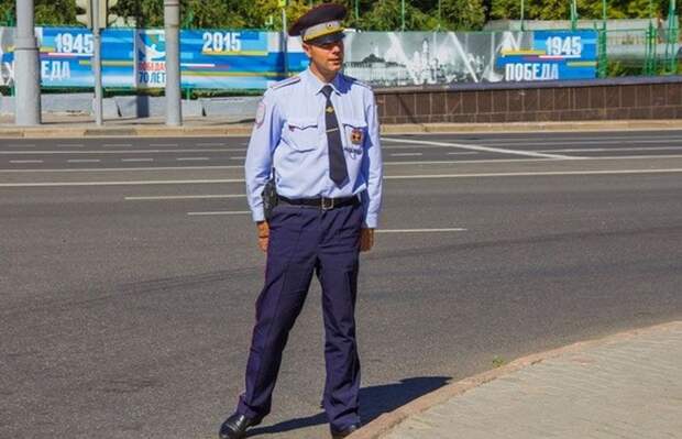 День с инспектором ГИБДД (26 фото) День с инспектором ГИБДД (26 фото)