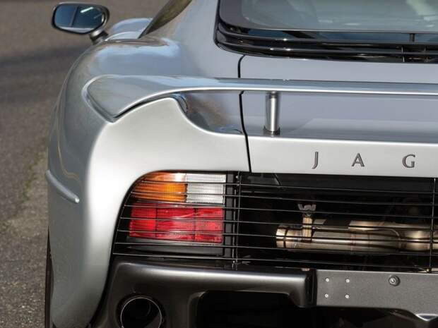 Jaguar XJ220 – не добившийся успеха суперкар jaguar, jaguar xj220, авто, автоаукцион, автомобили, олдтаймер, спорткар, суперкар