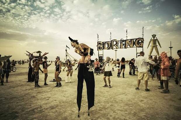 Необычный фестиваль «Burning Man»  в штате Невада. интеересное, сюрреализм, фестиваль