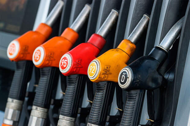 В Волгоградской области вновь выросли цены на бензин и дизельное топливо