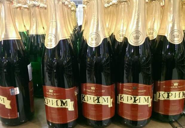 В рижских магазинах появилось шампанское "Крим": европейцы изумляются