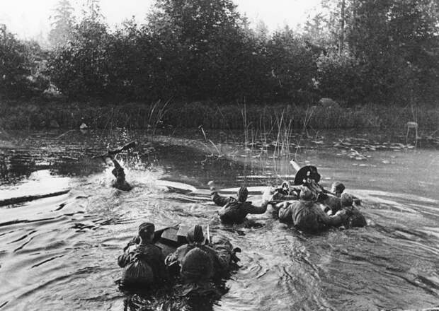 Вторая мировая война в фотографиях: падение нацистской Германии