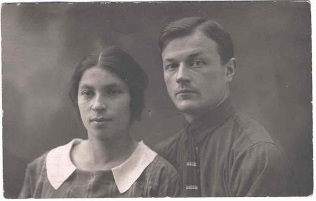 Агния и Павел Барто.
