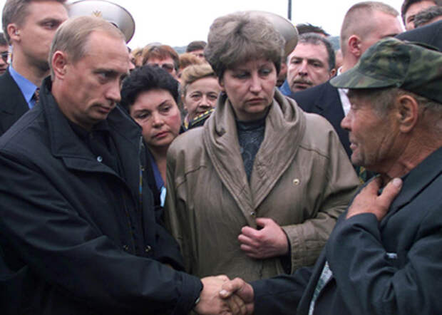 Владимир Путин, видяево, семьи моряков, "Курск"|Фото: