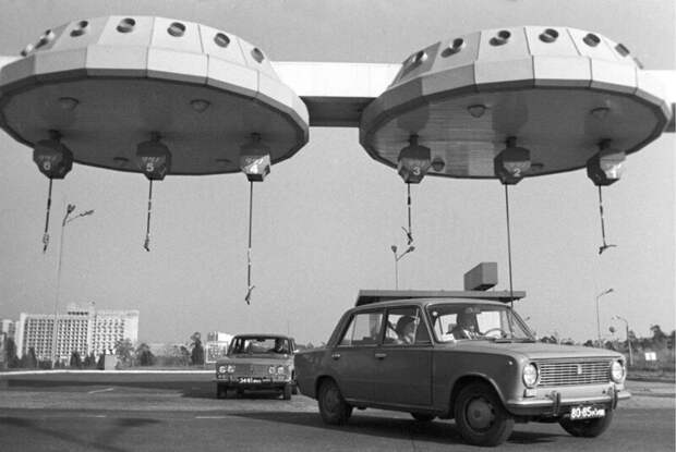 Газовая заправка, Киев, УССР, 1979 год.