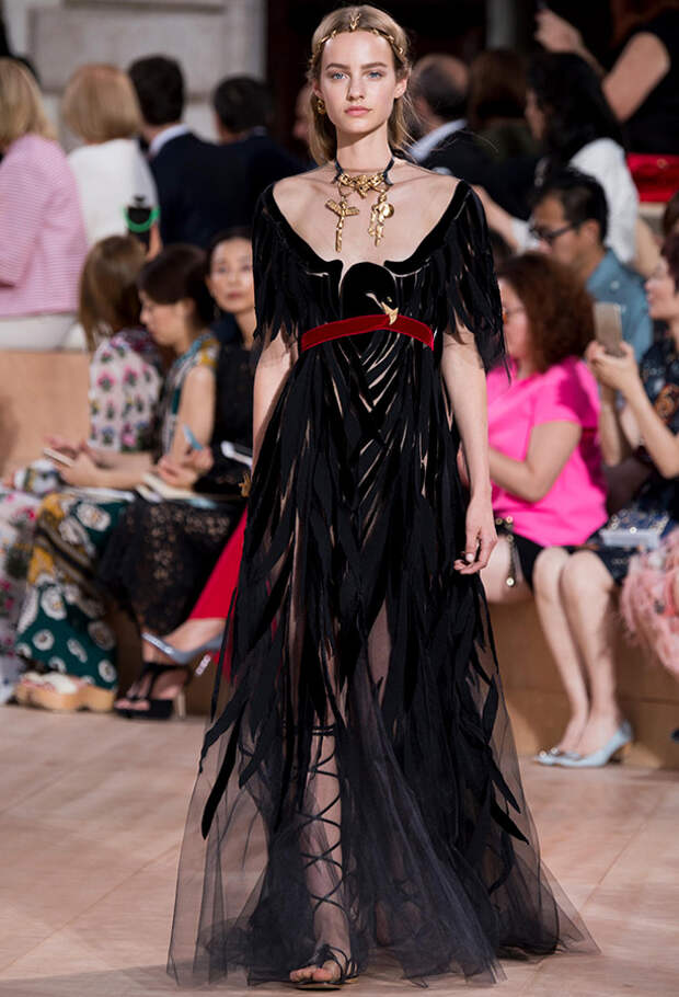 дорогие платья от Valentino дорогие платья от Valentino