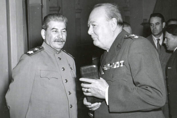 Как Сталин не дал Черчиллю спровоцировать советско-американскую войну